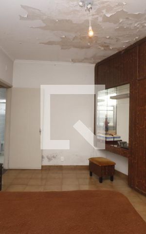 Casa à venda com 180m², 3 quartos e 4 vagasQuarto 1