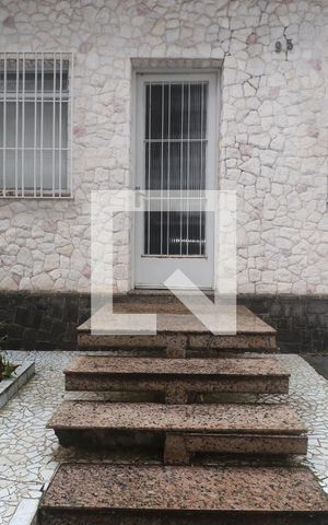 Casa à venda com 180m², 3 quartos e 4 vagasFachada