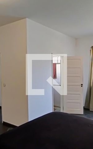 Casa à venda com 300m², 3 quartos e 2 vagas Casa à venda com 300m², 3 quartos e 2 vagasSala 2