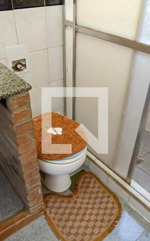 Casa à venda com 300m², 3 quartos e 2 vagas Casa à venda com 300m², 3 quartos e 2 vagasBanheiro 3