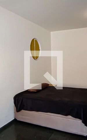 Casa à venda com 300m², 3 quartos e 2 vagas Casa à venda com 300m², 3 quartos e 2 vagasSala 2