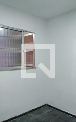 Casa à venda com 300m², 3 quartos e 2 vagas Casa à venda com 300m², 3 quartos e 2 vagasQuarto