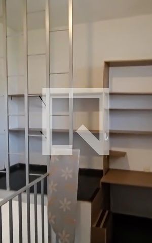 Casa à venda com 300m², 3 quartos e 2 vagas Casa à venda com 300m², 3 quartos e 2 vagasQuarto 2