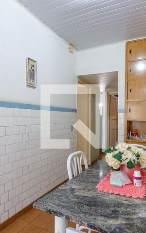 Casa à venda com 66m², 2 quartos e sem vaga Casa à venda com 66m², 2 quartos e sem vagaCopa