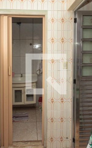 Casa à venda com 162m², 3 quartos e 2 vagas Casa à venda com 162m², 3 quartos e 2 vagasÁrea de Serviço