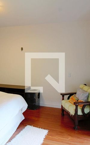 Apartamento à venda com 260m², 3 quartos e 4 vagas Apartamento à venda com 260m², 3 quartos e 4 vagasSuíte 3