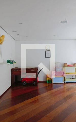 Apartamento à venda com 260m², 3 quartos e 4 vagas Apartamento à venda com 260m², 3 quartos e 4 vagasBrinquedoteca