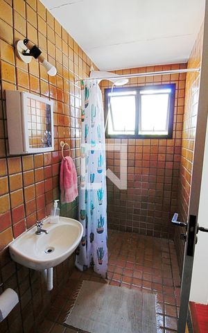 Apartamento à venda com 260m², 3 quartos e 4 vagas Apartamento à venda com 260m², 3 quartos e 4 vagasBanheiro de serviço