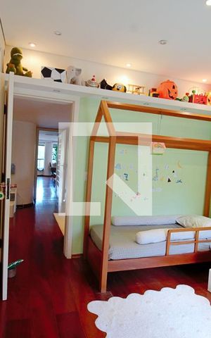 Apartamento à venda com 260m², 3 quartos e 4 vagas Apartamento à venda com 260m², 3 quartos e 4 vagasSuíte 2