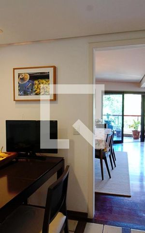 Apartamento à venda com 260m², 3 quartos e 4 vagas Apartamento à venda com 260m², 3 quartos e 4 vagasCopa
