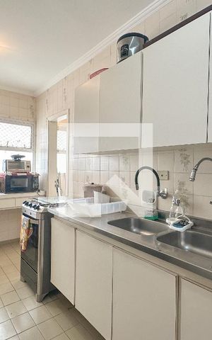 Apartamento para alugar com 110m², 3 quartos e 2 vagas Apartamento para alugar com 110m², 3 quartos e 2 vagasCozinha
