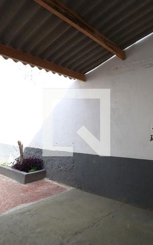 Casa à venda com 100m², 3 quartos e 1 vagaQuintal