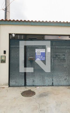 Casa de condomínio à venda com 280m², 4 quartos e 2 vagas Casa de condomínio à venda com 280m², 4 quartos e 2 vagasFachada
