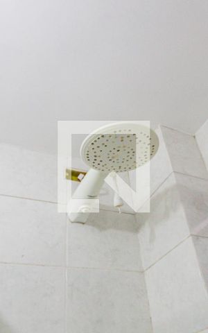 Casa de condomínio à venda com 280m², 4 quartos e 2 vagas Casa de condomínio à venda com 280m², 4 quartos e 2 vagasBanheiro da Suíte 1