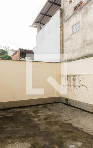 Casa de condomínio à venda com 280m², 4 quartos e 2 vagas Casa de condomínio à venda com 280m², 4 quartos e 2 vagasQuintal