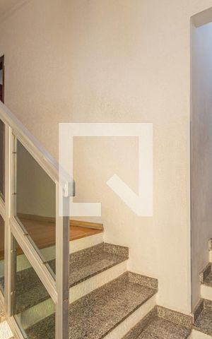 Casa para alugar com 250m², 4 quartos e 3 vagasCorredor