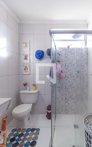 Casa para alugar com 250m², 4 quartos e 3 vagasBanheiro da suíte 3