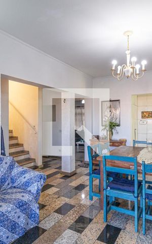 Casa para alugar com 250m², 4 quartos e 3 vagasSala