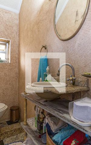 Casa para alugar com 250m², 4 quartos e 3 vagasLavabo