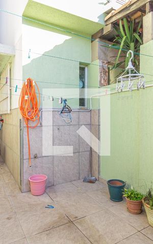 Casa para alugar com 250m², 4 quartos e 3 vagasQuintal