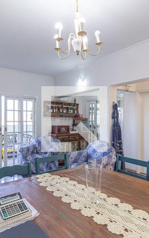 Casa para alugar com 250m², 4 quartos e 3 vagasSala