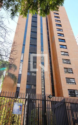 Apartamento à venda com 240m², 3 quartos e 4 vagas Apartamento à venda com 240m², 3 quartos e 4 vagasFachada