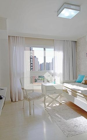 Apartamento à venda com 240m², 3 quartos e 4 vagas Apartamento à venda com 240m², 3 quartos e 4 vagasSuíte 1