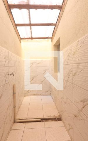 Casa de condomínio para alugar com 73m², 1 quarto e sem vagaÁrea de Serviço