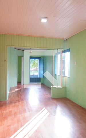 Casa à venda com 72m², 2 quartos e sem vagaSala