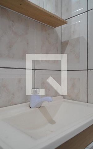 Casa à venda com 72m², 2 quartos e sem vagaBanheiro
