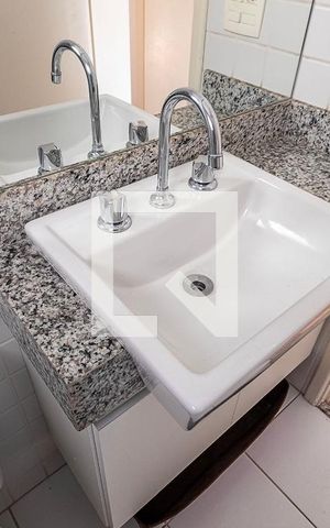 Apartamento para alugar com 73m², 2 quartos e 2 vagas Apartamento para alugar com 73m², 2 quartos e 2 vagasSuíte - Banheiro