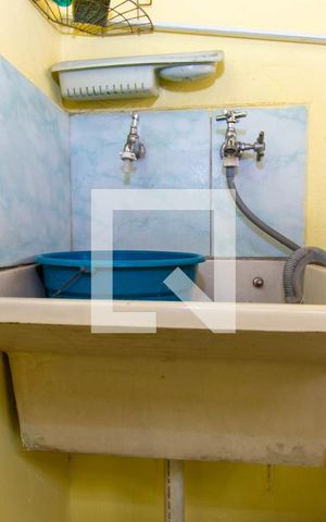 Casa à venda com 150m², 3 quartos e 2 vagas Casa à venda com 150m², 3 quartos e 2 vagasÁrea de Serviço 2