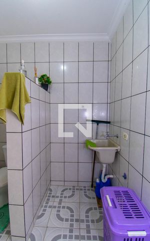Casa à venda com 150m², 3 quartos e 2 vagas Casa à venda com 150m², 3 quartos e 2 vagasÁrea de Serviço