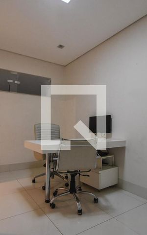 Casa à venda com 220m², 4 quartos e sem vagaSuíte 02