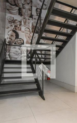 Casa à venda com 220m², 4 quartos e sem vagaEscada
