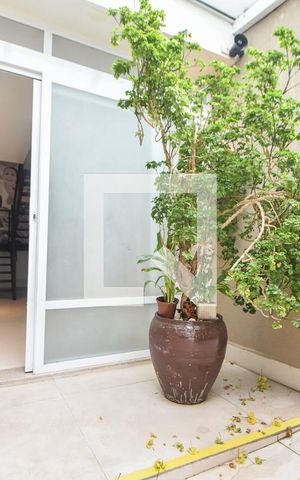 Casa à venda com 220m², 4 quartos e sem vagaHall de Entrada