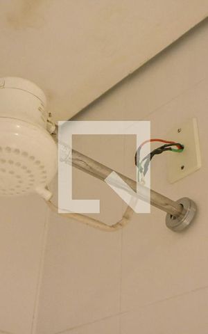 Casa à venda com 220m², 4 quartos e sem vagaBanheiro Suíte 01