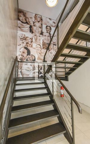 Casa à venda com 220m², 4 quartos e sem vagaEscada