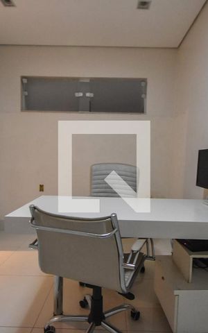 Casa à venda com 220m², 4 quartos e sem vagaSuíte 02