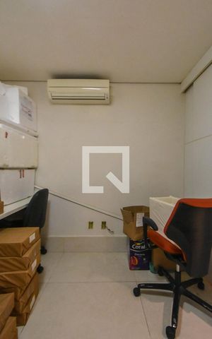 Casa à venda com 220m², 4 quartos e sem vagaQuarto 04