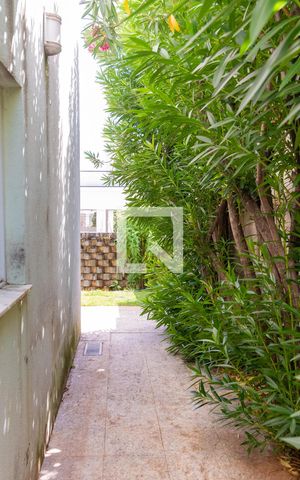 Casa de condomínio para alugar com 234m², 3 quartos e 2 vagas Casa de condomínio para alugar com 234m², 3 quartos e 2 vagasQuintal