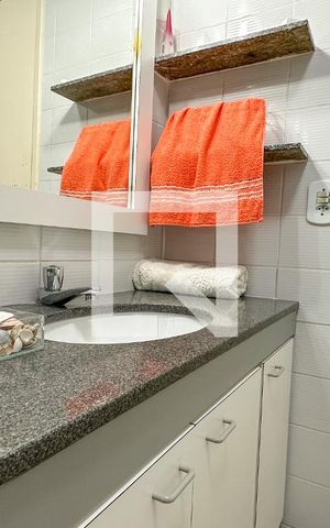 Apartamento para alugar com 110m², 3 quartos e 1 vaga Apartamento para alugar com 110m², 3 quartos e 1 vagaBanheiro 2