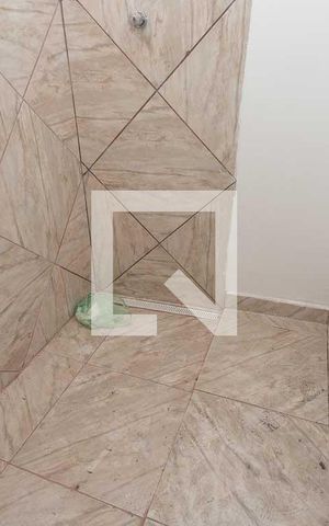 Casa à venda com 40m², 1 quarto e sem vaga Casa à venda com 40m², 1 quarto e sem vagaBanheiro
