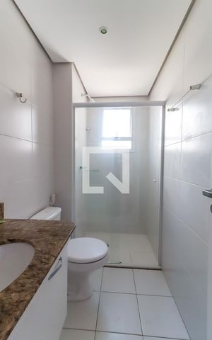 Apartamento para alugar com 85m², 2 quartos e 2 vagas Apartamento para alugar com 85m², 2 quartos e 2 vagasBanheiro da Suíte