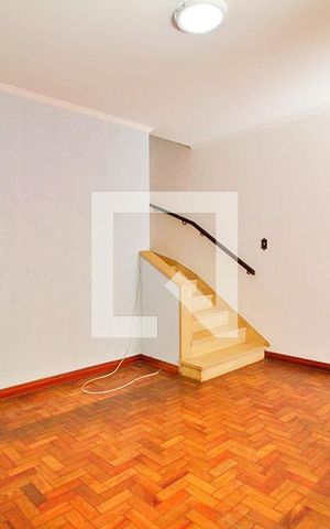 Casa de condomínio à venda com 170m², 2 quartos e 1 vagaSala