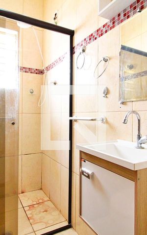 Casa de condomínio à venda com 170m², 2 quartos e 1 vagaBanheiro