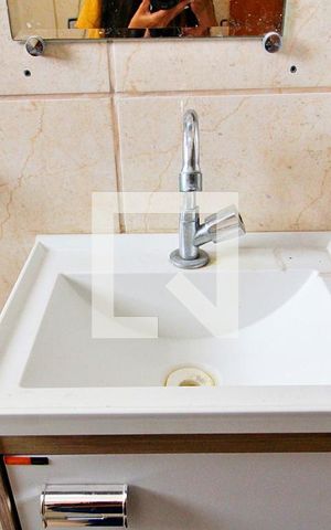 Casa de condomínio à venda com 170m², 2 quartos e 1 vagaBanheiro