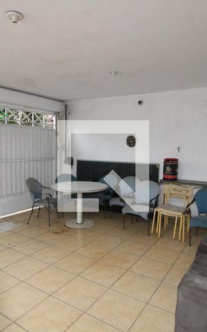 Casa para alugar com 100m², 2 quartos e 1 vagaGaragem