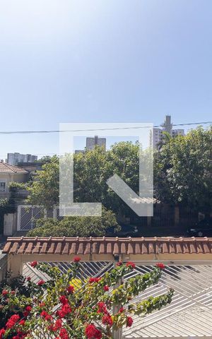 Casa à venda com 250m², 3 quartos e 3 vagas Casa à venda com 250m², 3 quartos e 3 vagasVista da Suíte
