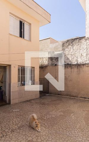 Casa à venda com 250m², 3 quartos e 3 vagas Casa à venda com 250m², 3 quartos e 3 vagasQuintal